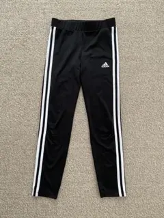 adidas パンツ 黒 ストライプ ガールズ 150