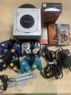 ニンテンドーゲームキューブ ブラック 本体 コントローラー4個 動作確認済み