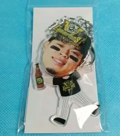 【限定】阪神タイガース 佐藤輝明　ビールかけふりふりキーホルダー
