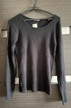 ジーユー　新品・未使用　ワイドリブUネックセーター　M