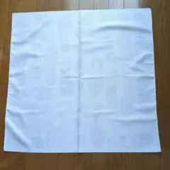 ふじみやび スニーカーの裏 デザインの白い風呂敷 約70センチ