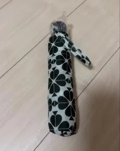 Kate Spade 折りたたみ傘 スペードフラワー柄のサムネイル