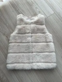 【着用数回】ZARA ファー ベスト フェイクファー6-7歳 女の子サイズ120