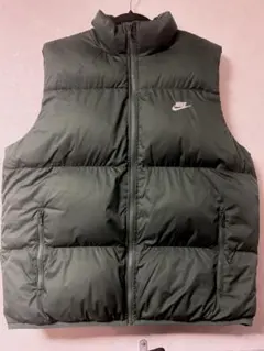 NIKE ナイキ ダウンベスト ダークグリーンのサムネイル