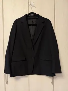 ブラック テーラードジャケット