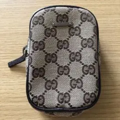 <美品 > GUCCI グッチ GGキャンバス ポーチ レディースのサムネイル