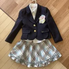 Lili Lundi フォーマルドレスセット 130cm リボンもあります。