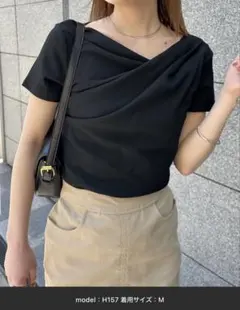 【完全未使用】RANAN ドレープオフショルリブＴシャツ　ブラック　Mのサムネイル