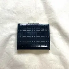 バーバリー がま口 二つ折り財布 エナメルレザー 黒 型押し ノバチェックのサムネイル