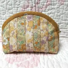 2-12 ハンドメイド　パッチワークポーチ