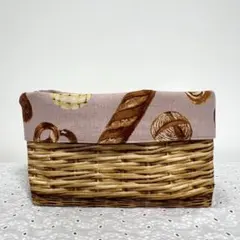 ハンドメイド　リバーシブル布バスケット　パン柄ピンク