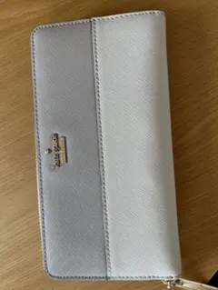お値下げ　ケイトスペード　長財布