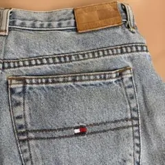 TOMMY HILFIGER ストレートデニムパンツのサムネイル