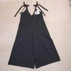 新品未使用　Latina　ラティーナ　黒　オールインワン　サイズ Mのサムネイル