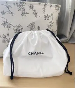 CHANELシャネル レ ベージュ パニエ デ エサンシエル ポーチのみ