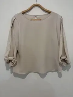 COLLAGE GALLARDAGALANTE バルーンスリーブブラウス