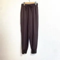 《GU》センターシームジョガーパンツ ブラウン 【S】