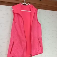 Nike レディース ドット柄 ベスト