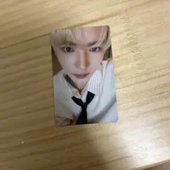 ゼベワン ユジン トレカ