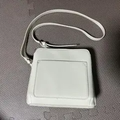 【GU】ボックスミニショルダーバッグ