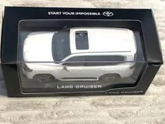 トヨタ ランドクルーザー モデルカー 1/30 スケール