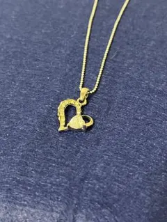 ハート型のネックレス