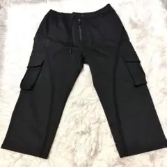 未使用品　トルネードマート　黒 　カーゴクロップドパンツのサムネイル