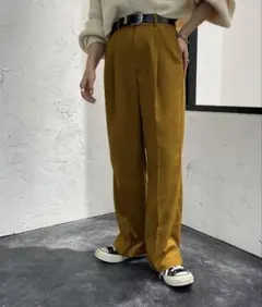 センタープレススラックス マスタード