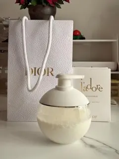 ✨未開封品✨Diorディオール　jadoreジャドール　ボディミルク　200ml 楽天市場】ディオール ジャドール ボディ ミルク（美容・コスメ・香水
