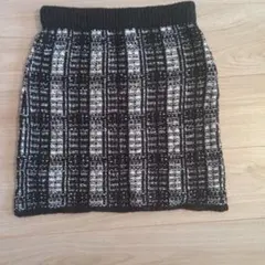GU チェック柄ニットスカート Sサイズ ブラック/ホワイト
