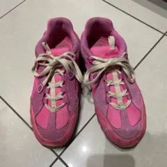 Jacquemus × Nike Air Humara Pink Flashのサムネイル