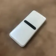 au GRATINA KYF42 ホワイト