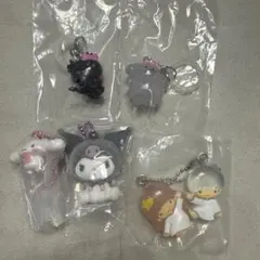 サンリオ　めじるしアクセサリー　キーホルダー　5つ