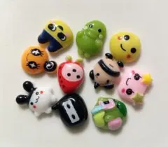 ごちゃまぜ ネイルパーツ キャラクター 即購入可能 - メルカリ