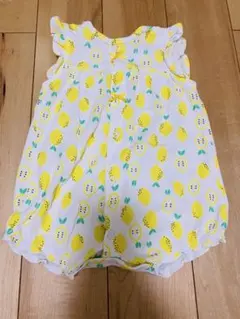 ベビー　レモン柄ノースリーブロンパース