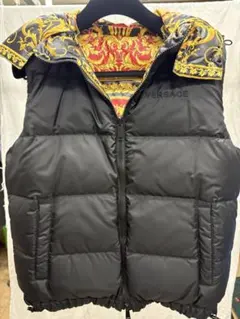 2026年最新】VERSACE ダウンベスト・キルティングベストの人気アイテム