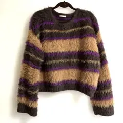 GU ボーダー柄 シャギーニット　長袖　ショート丈