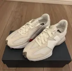 New Balance 327 ニューバランス スニーカー ベージュ 新品未使用