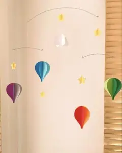 モビール　〝虹色気球✖︎星✖︎くも” ハンドメイド　メリー　知育