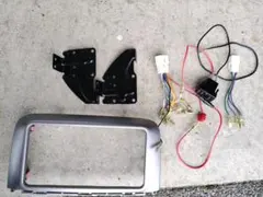 ダイハツ タント L375S オーディオパネル ブラケット、電源ソケット付のサムネイル