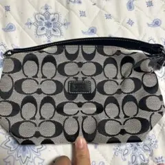 COACH シグネチャー ポーチのサムネイル