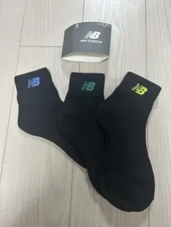 ニューバランス　 靴下 23-25cm キッズ　レディース　新品