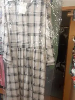 新品　ティアクラッセ　ロング　ワンピース　茶色　チェック柄　15号