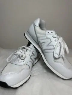 スニーカー　New balance