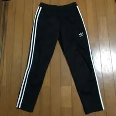 adidasオリジナルス ブラック ジャージパンツ　レディースXS