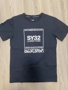 SY32 by SWEET YEARS ブラック Tシャツのサムネイル