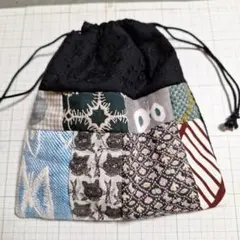 手作り巾着ポーチ(ミナペルホネン、クロッチ君)
