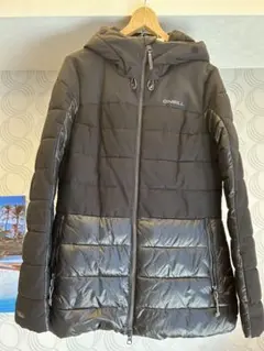 O'Neill フード付き スキーウェア　ブラックダウンジャケット