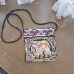 象の刺繍 ショルダーバッグ