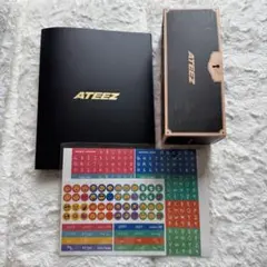 【新品・未開封】ATEEZ トレカケース カスタムトレカホルダー（ワッペンステッカー＆クリアカード付き